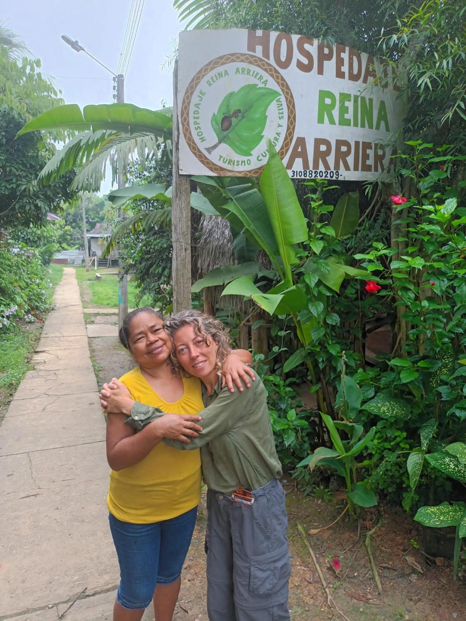 Hospedaje Y Tours Reina Arriera Amazonas Colombia Macedonia Екстериор снимка