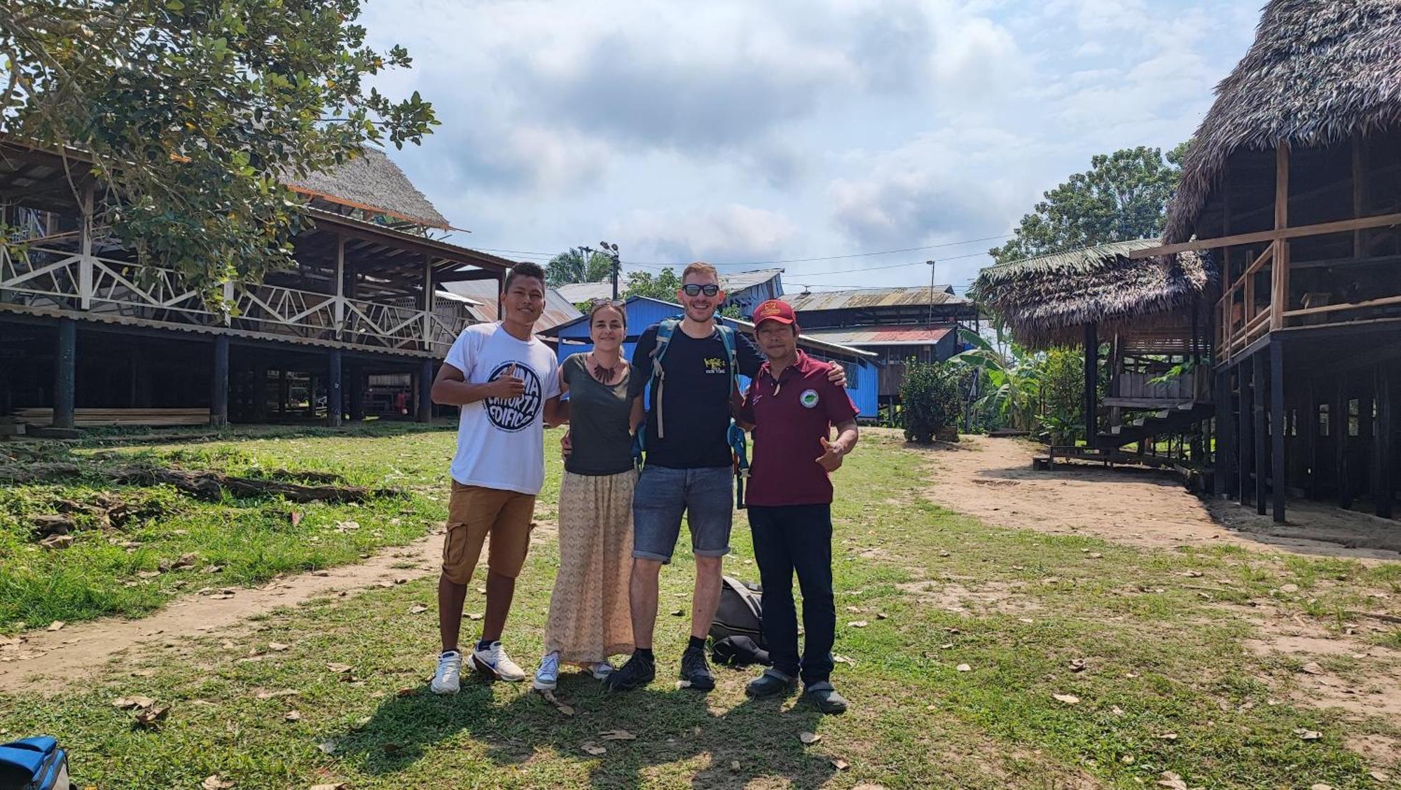Hospedaje Y Tours Reina Arriera Amazonas Colombia Macedonia Екстериор снимка
